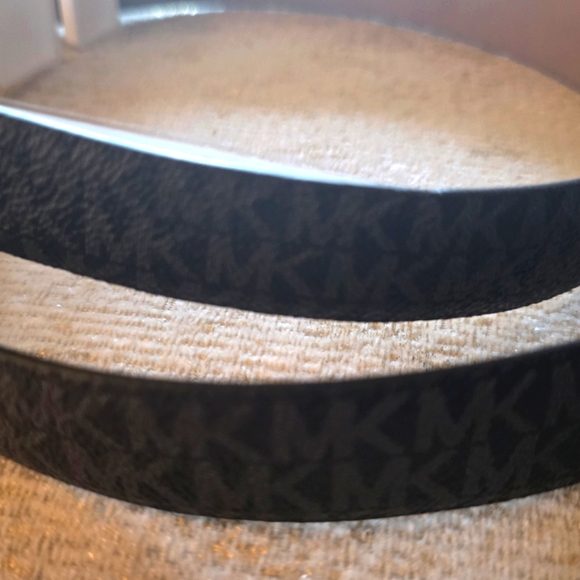 Michael Kors Black Logo Pattern Belt (L) - Picture 1 of 3